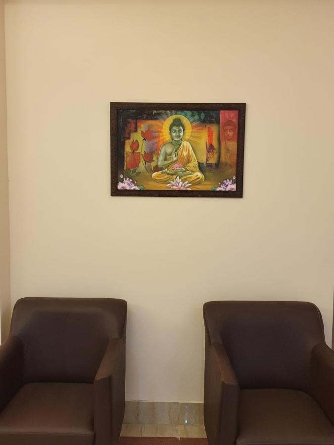 Sri Lakshmi Palace A/C Hotel Suluru Esterno foto